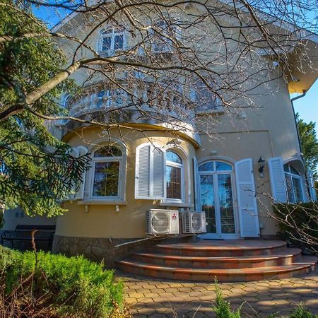 Villa Rosa Hajduszoboszlo Exterior photo